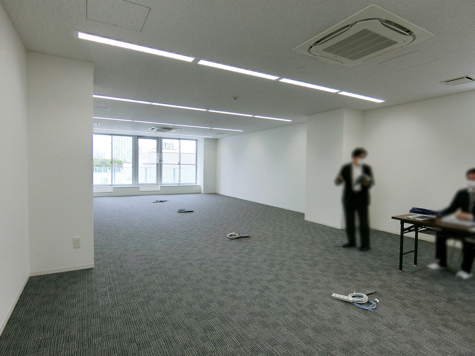 オフィス室内参考画像