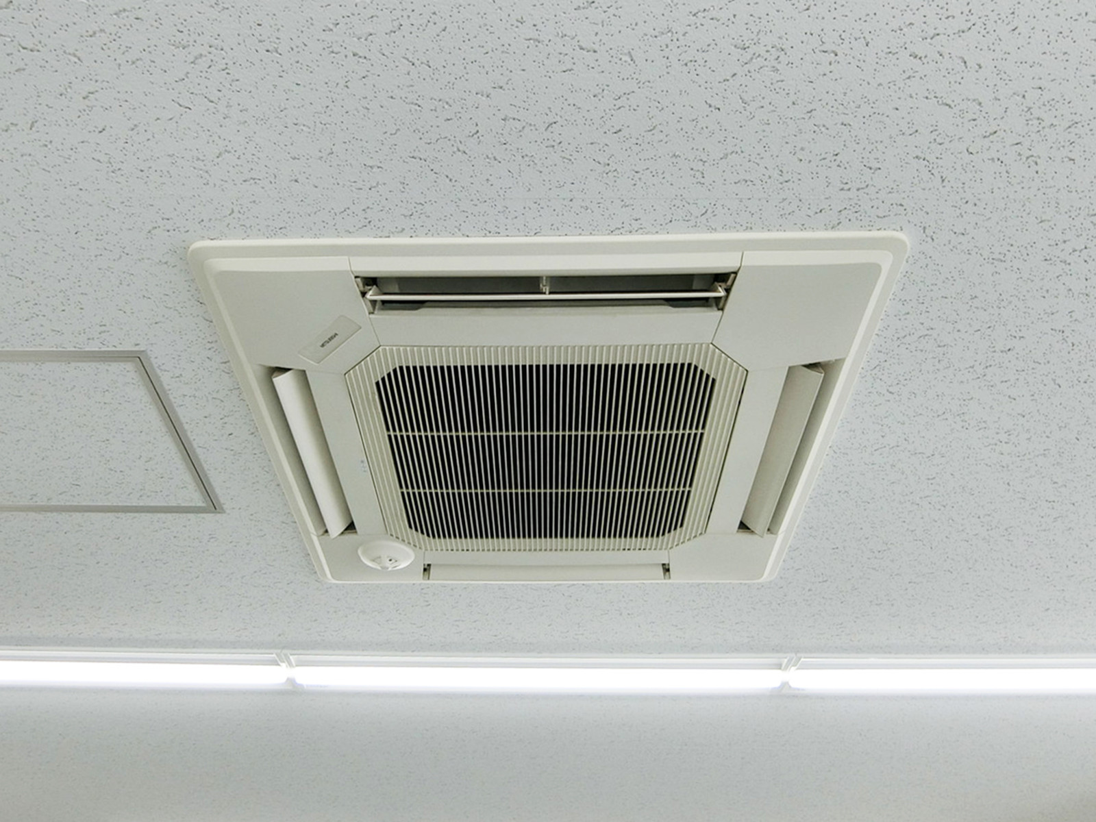 空調