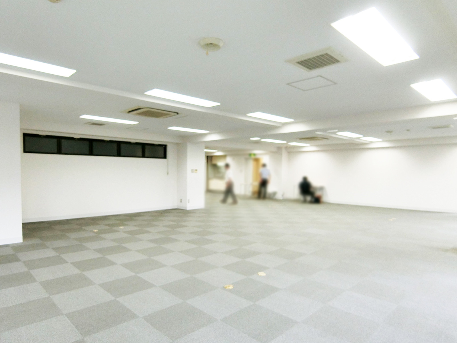 オフィス室内参考画像