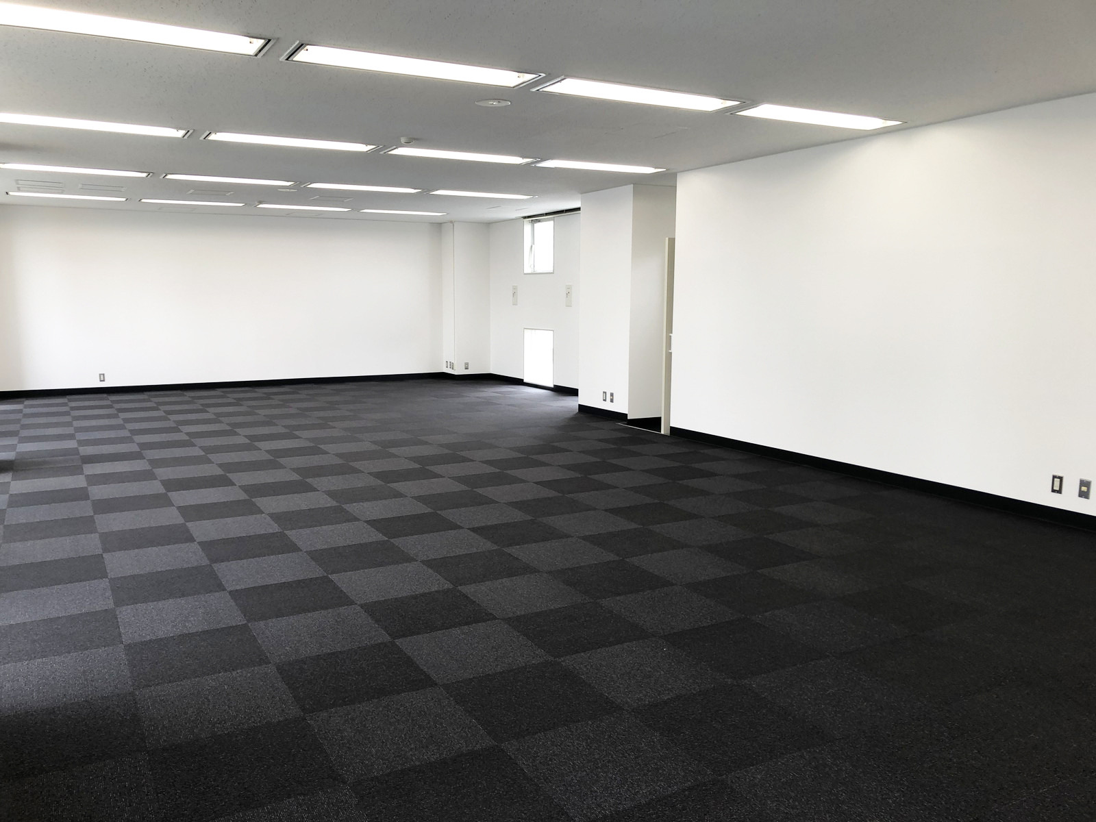 別角度の様子
