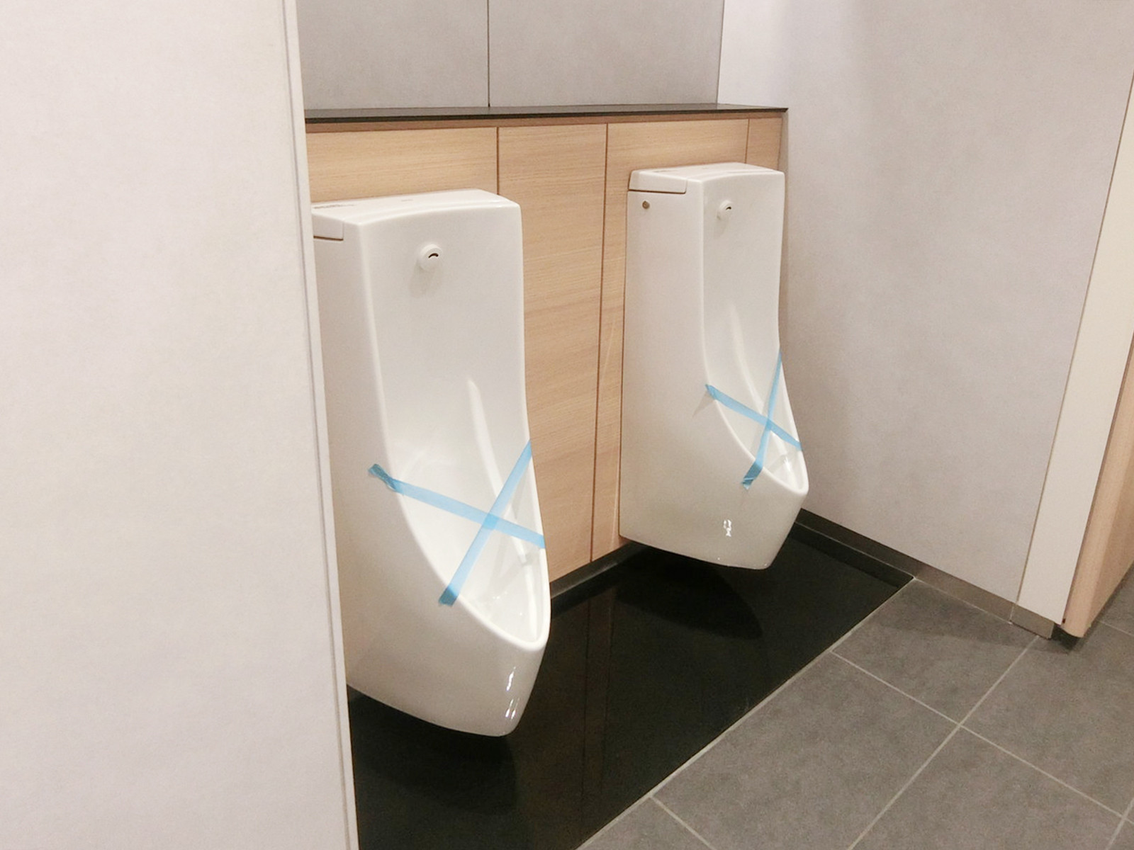 男性用トイレ