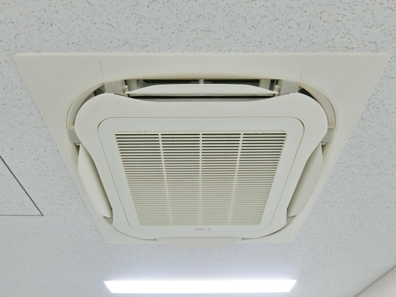 空調