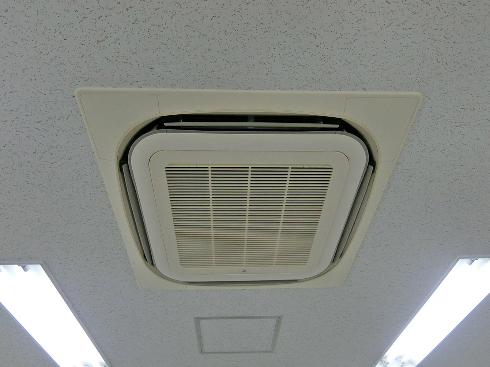 空調