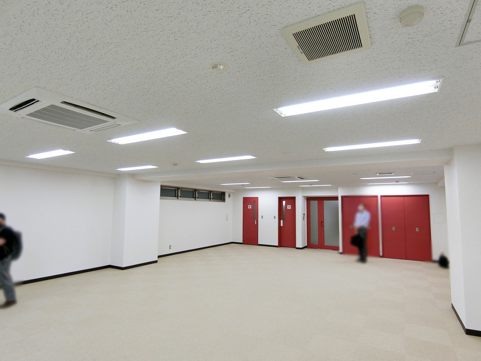 オフィス室内参考画像