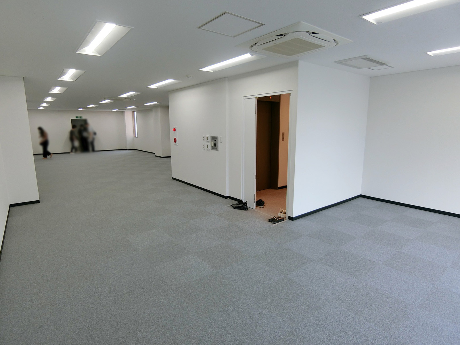 オフィス室内参考画像