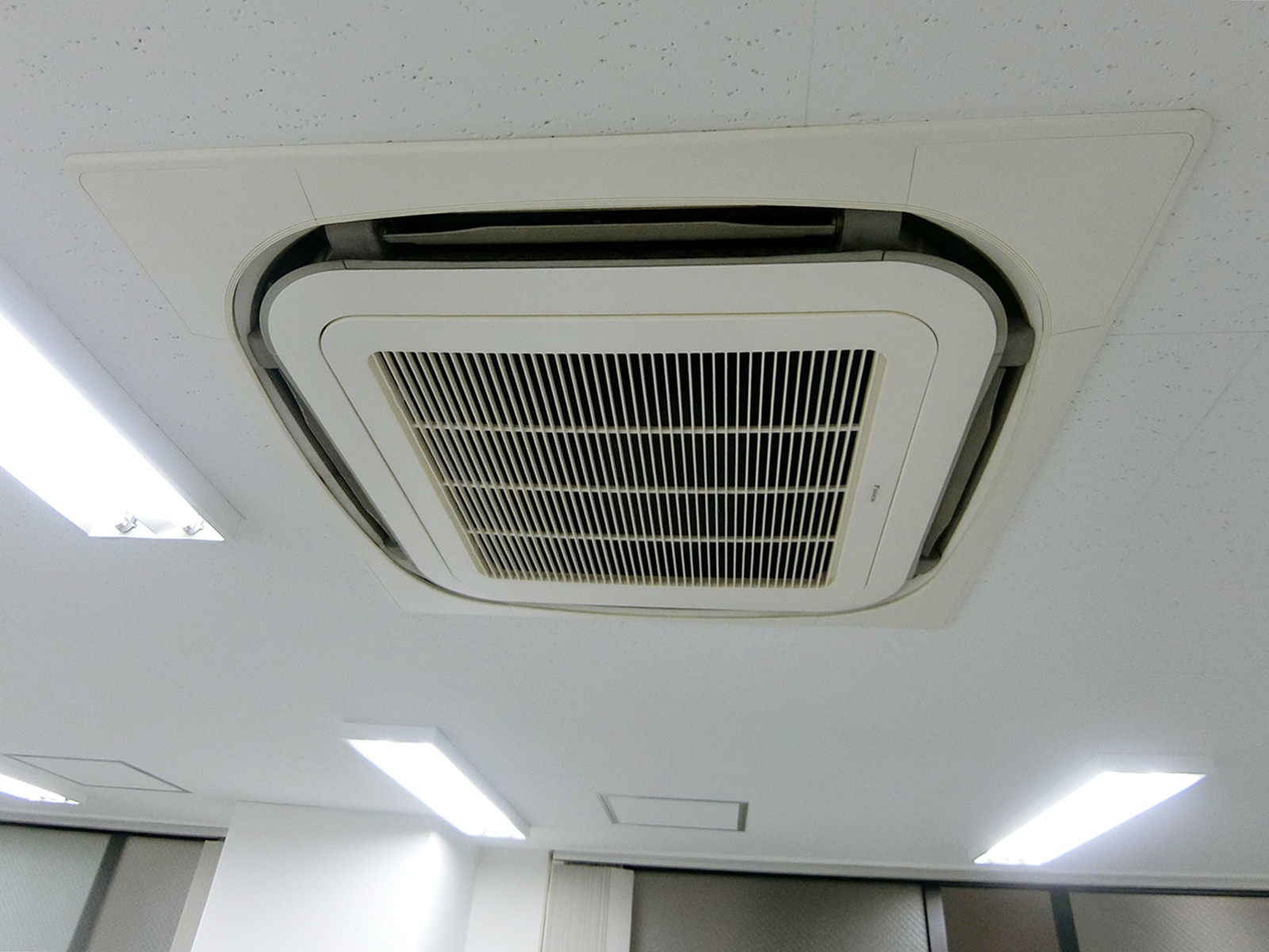 空調