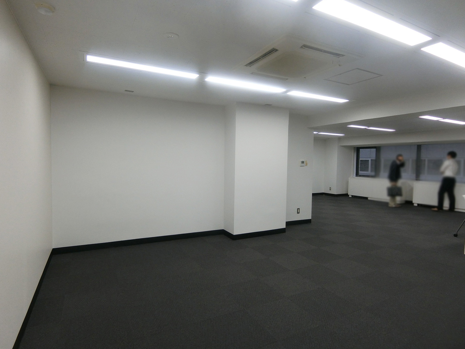 別角度の様子