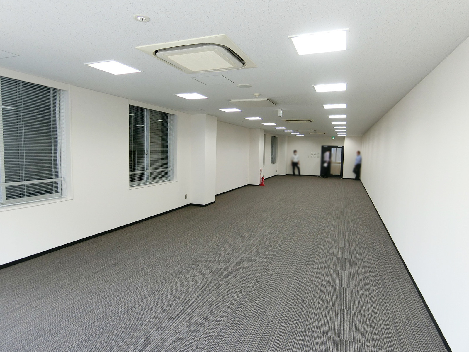 オフィス室内参考画像（6階・34坪）