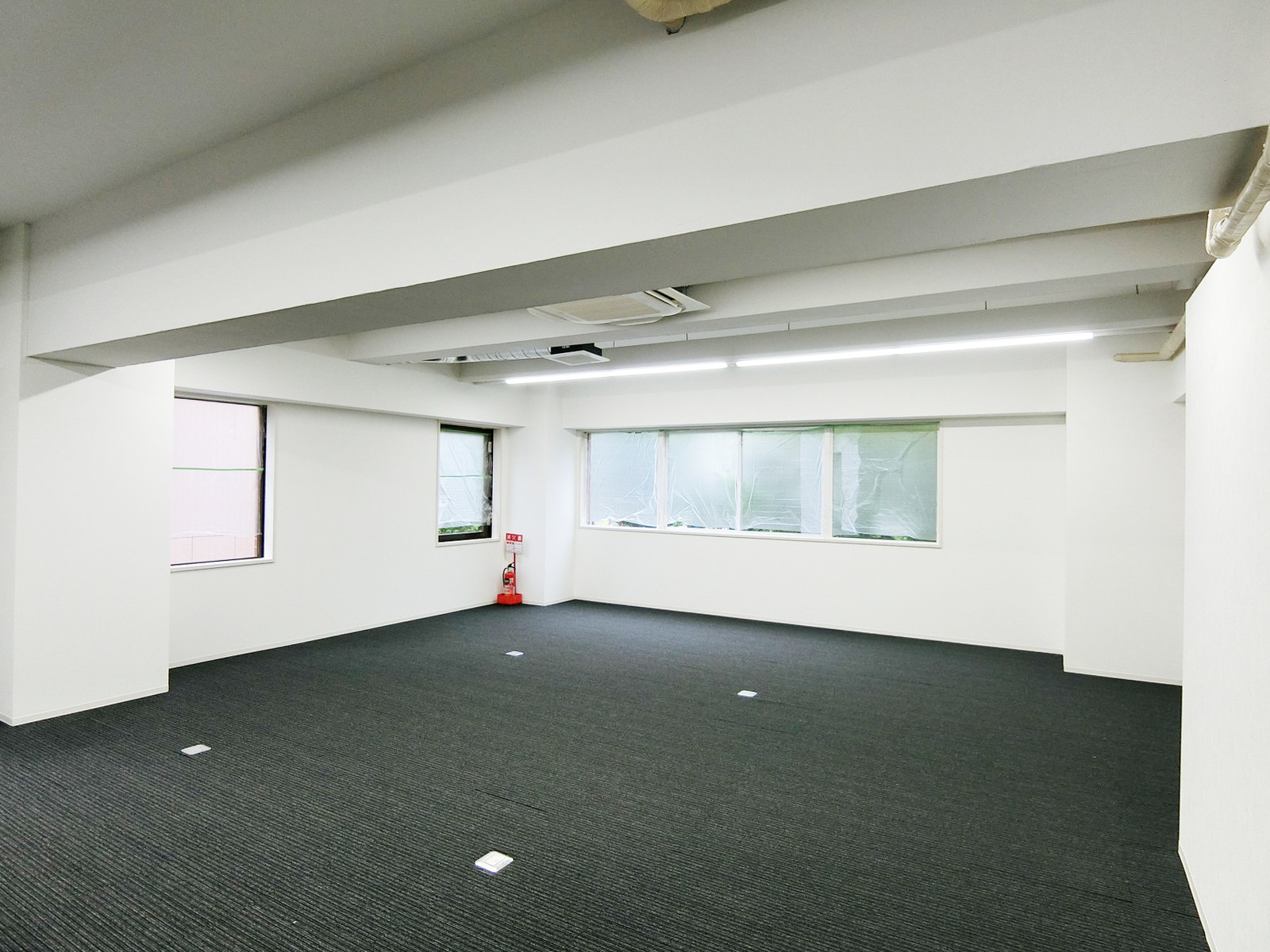 オフィス室内参考画像(2階・約23坪)