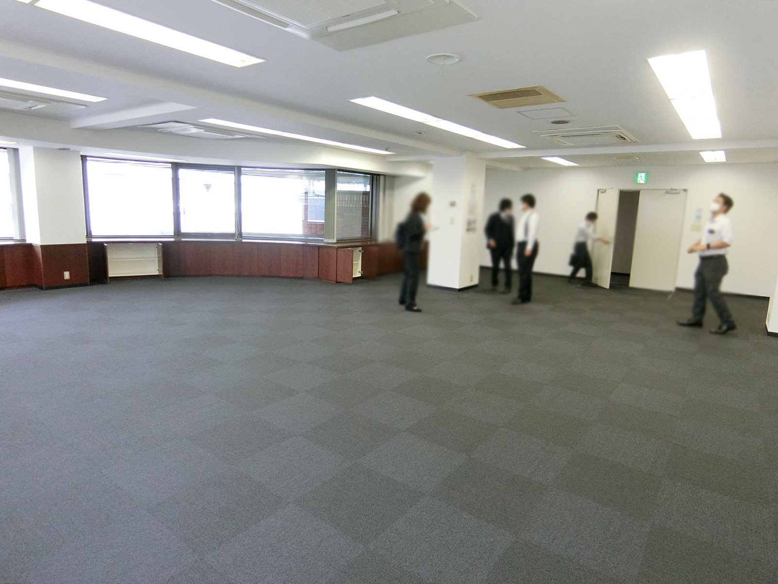 オフィス室内参考画像（10階・約33坪）