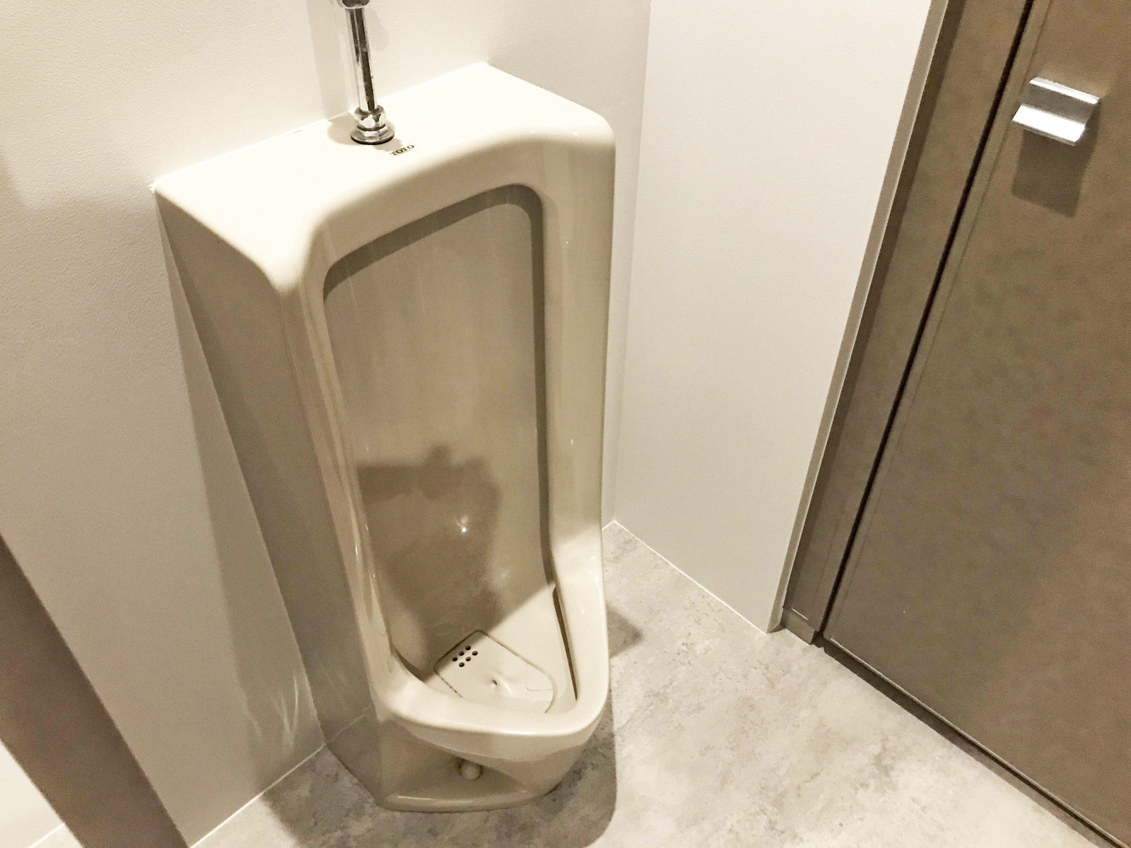 男性用トイレ