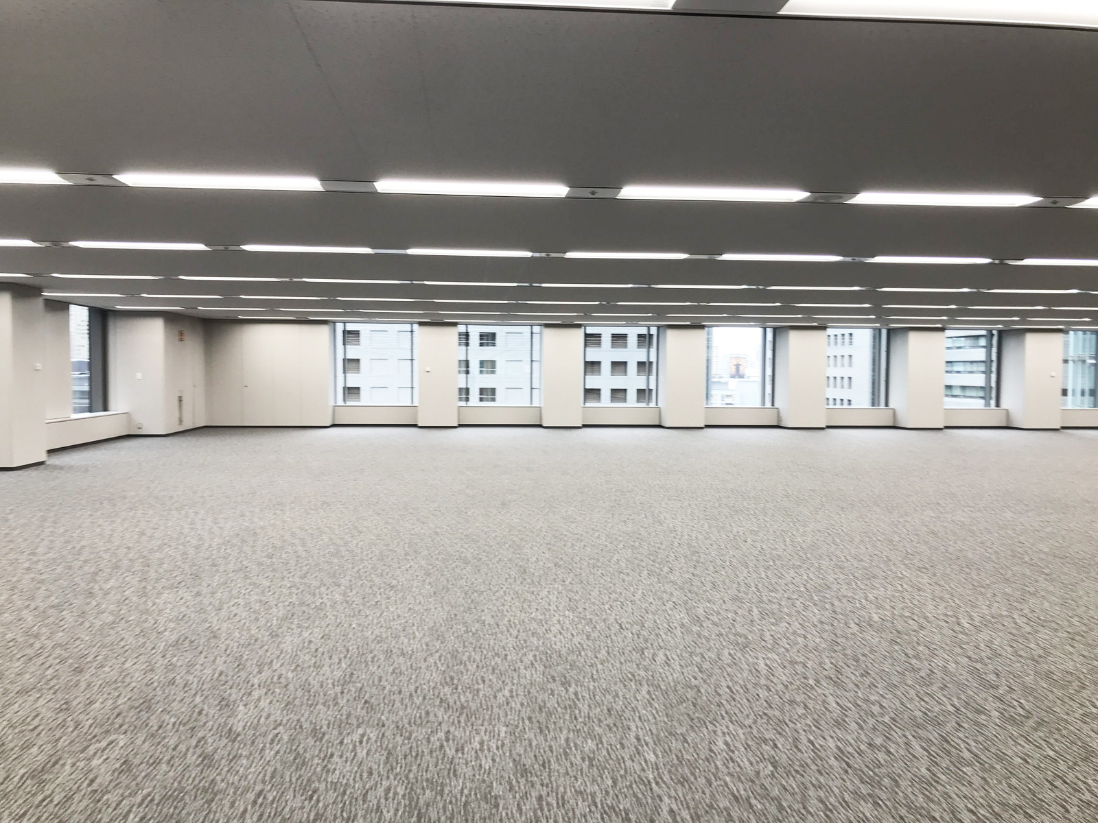 窓際の様子