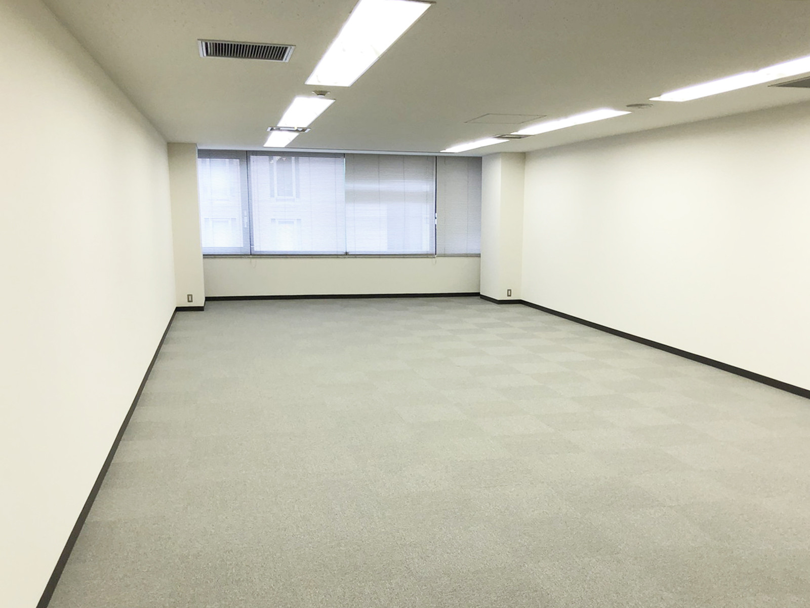 オフィス室内参考画像(5階・約25坪)
