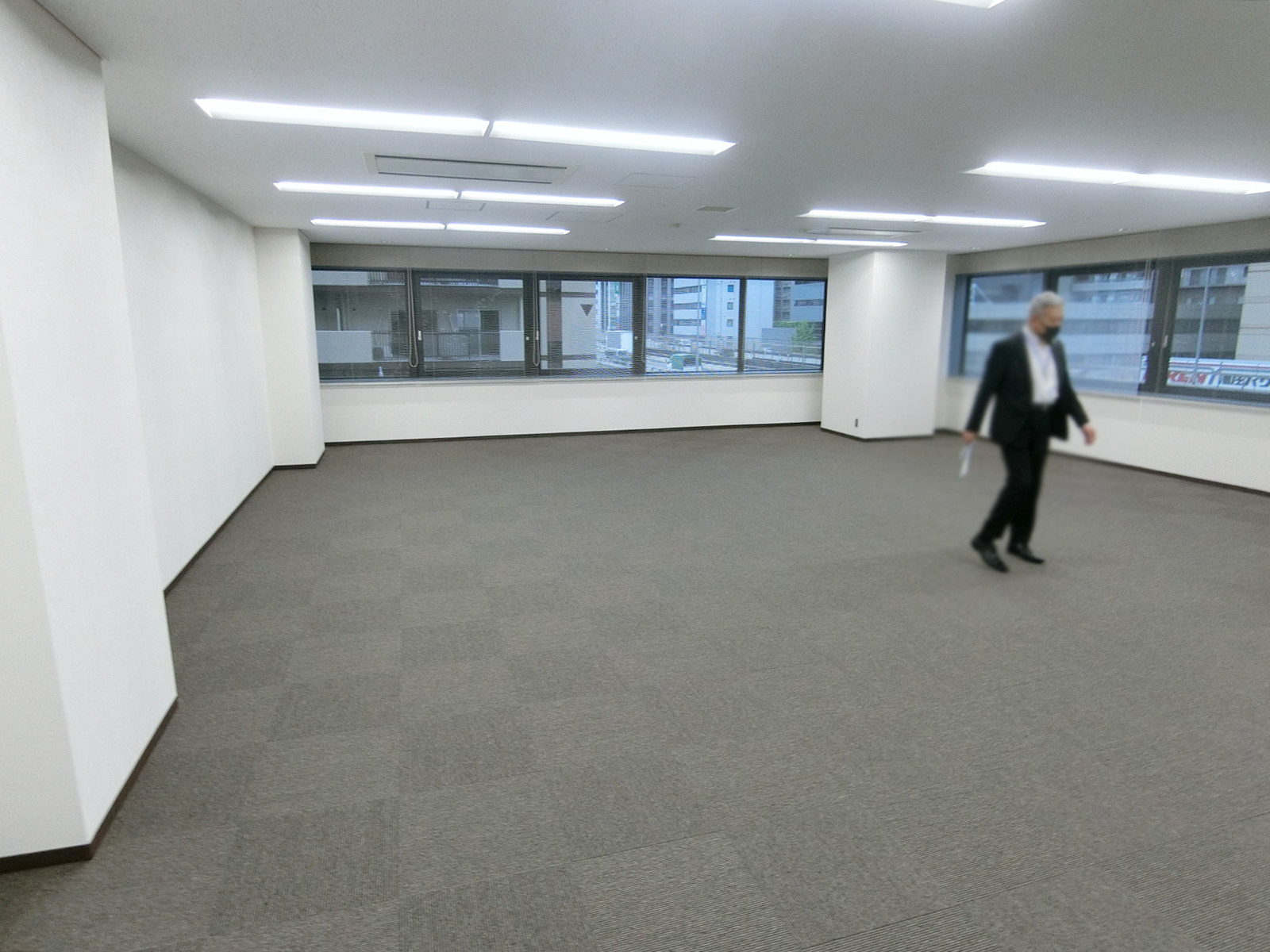 別角度の様子