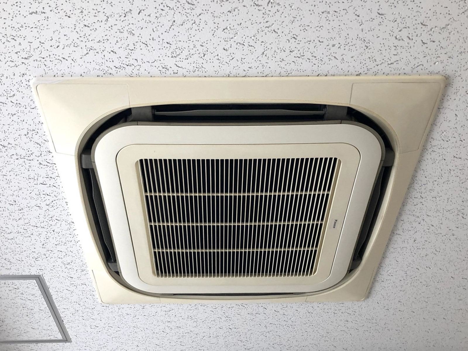 空調
