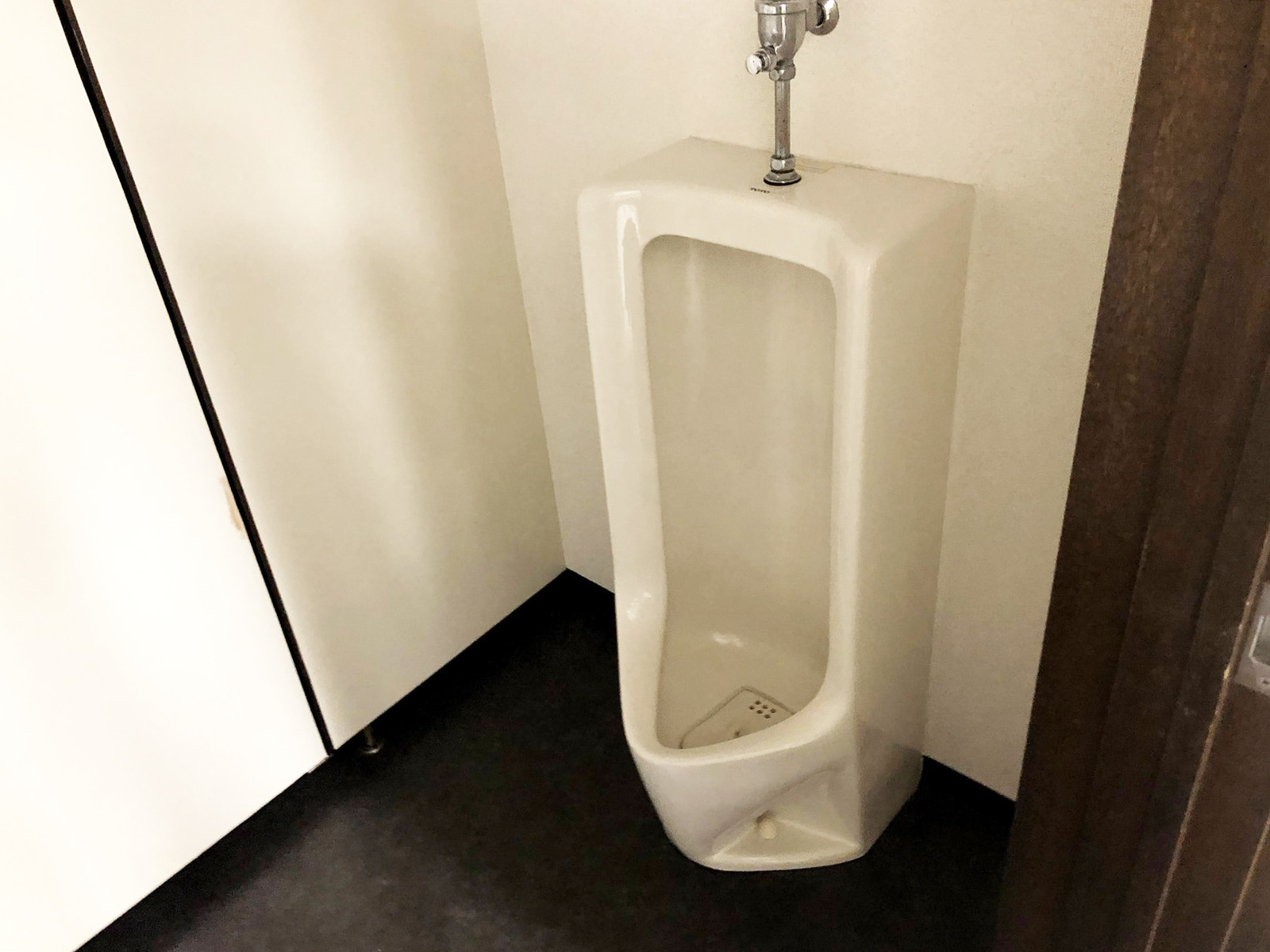 男性用トイレ