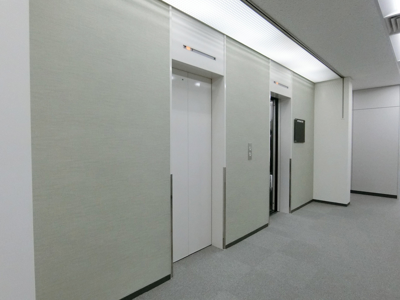 エレベーターホール
