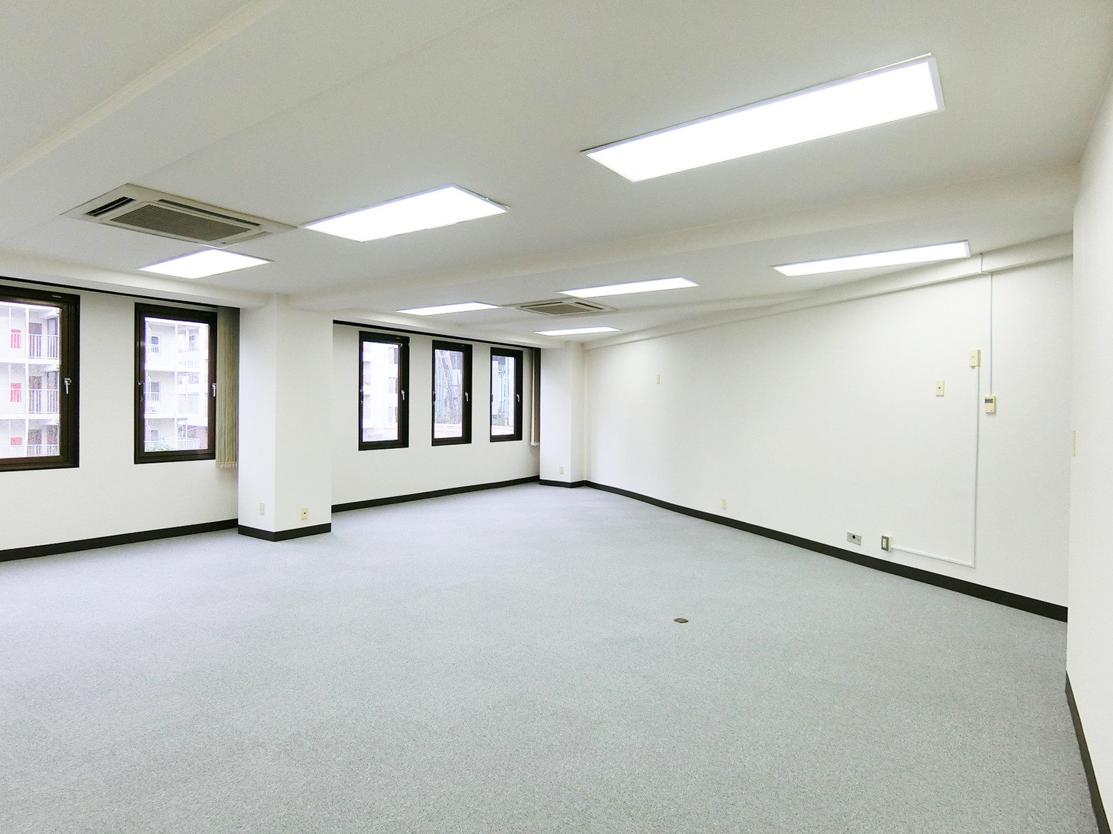 オフィス室内参考画像(3階・約27坪)