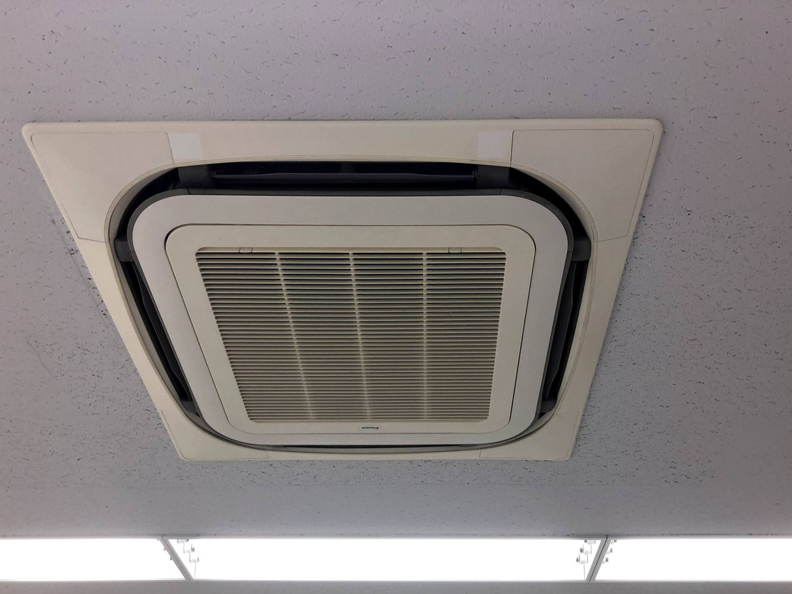 空調
