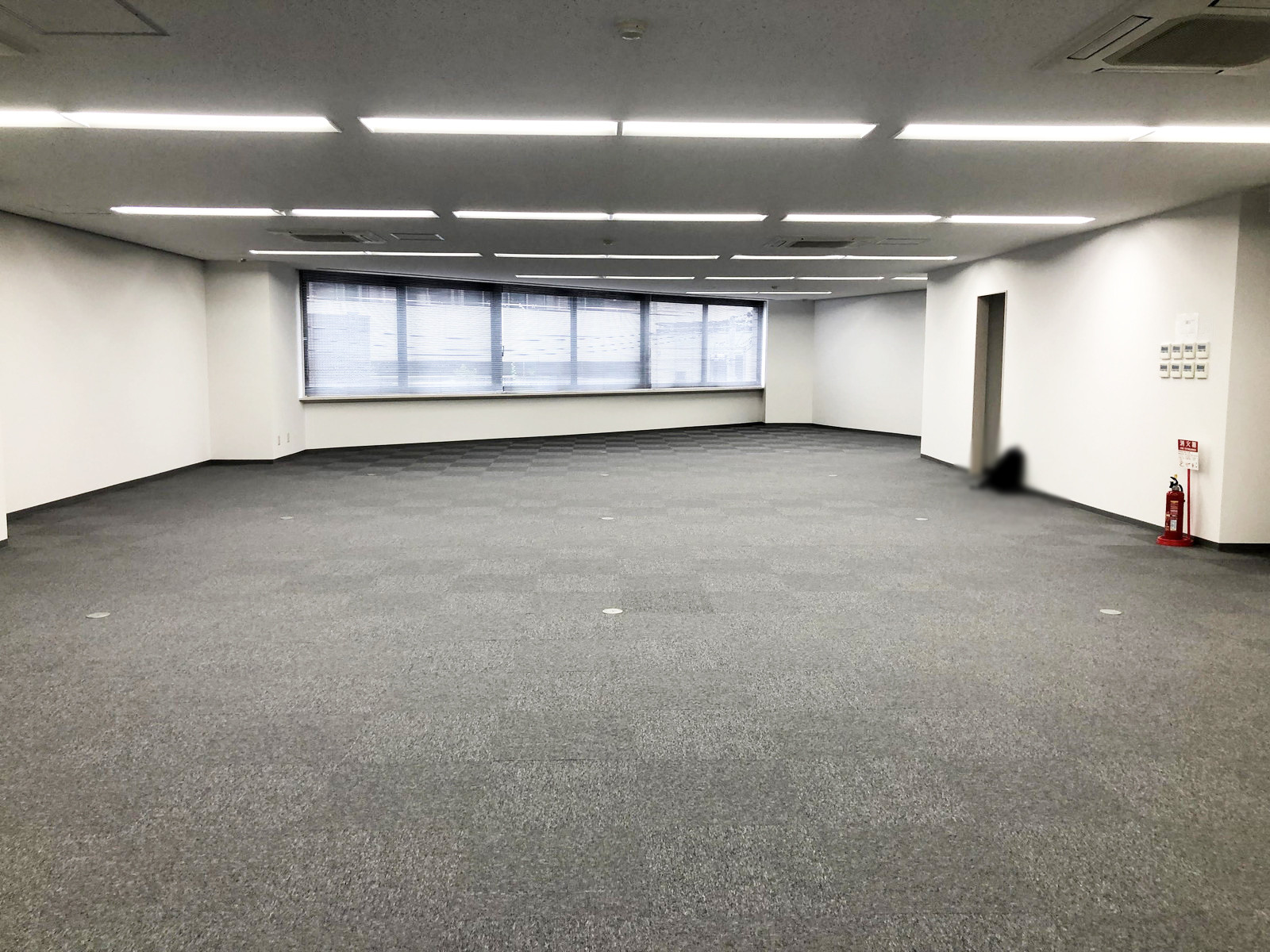 オフィス室内参考画像