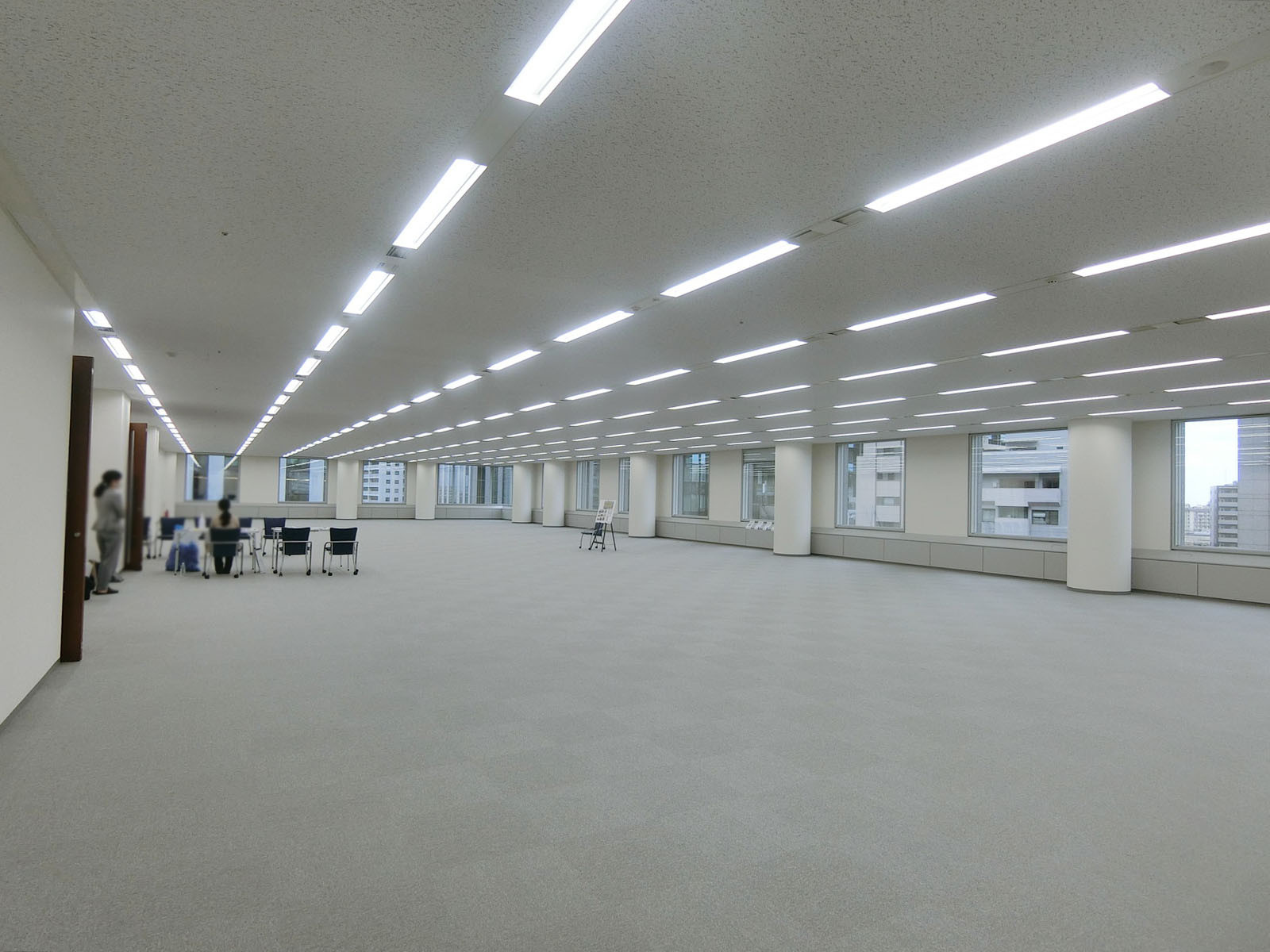 オフィス室内参考画像（7階・約180坪）