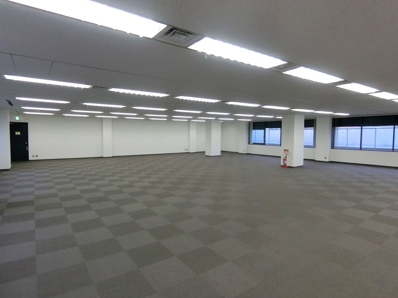 別角度の様子
