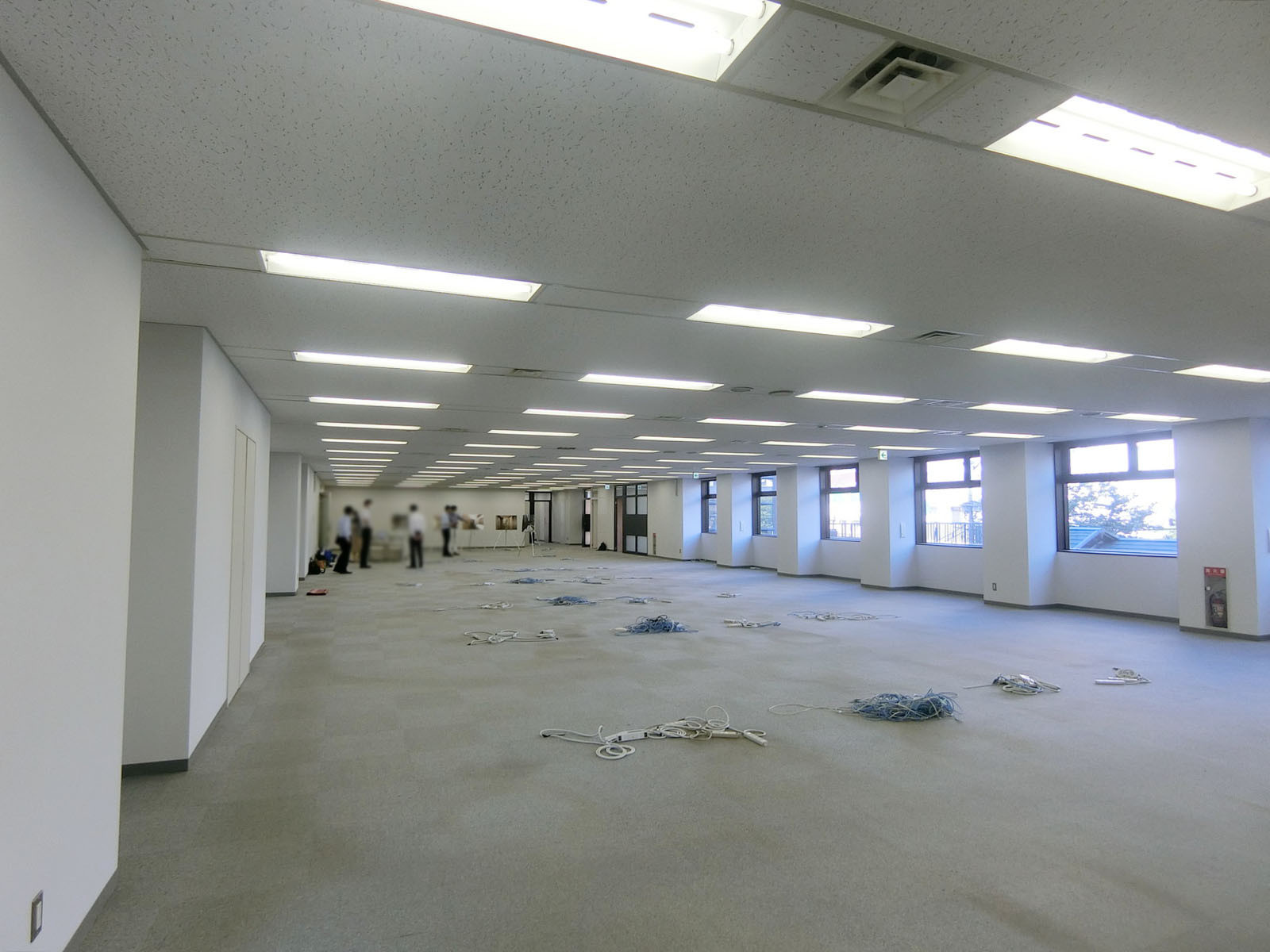 別角度の様子