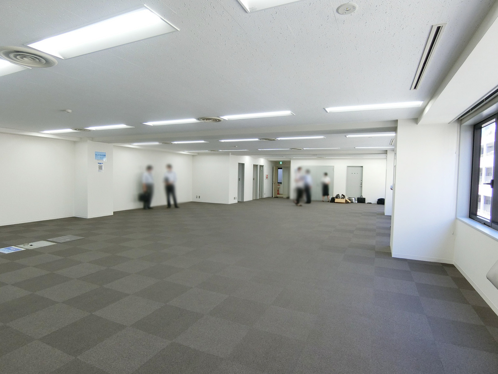 オフィス室内参考画像
