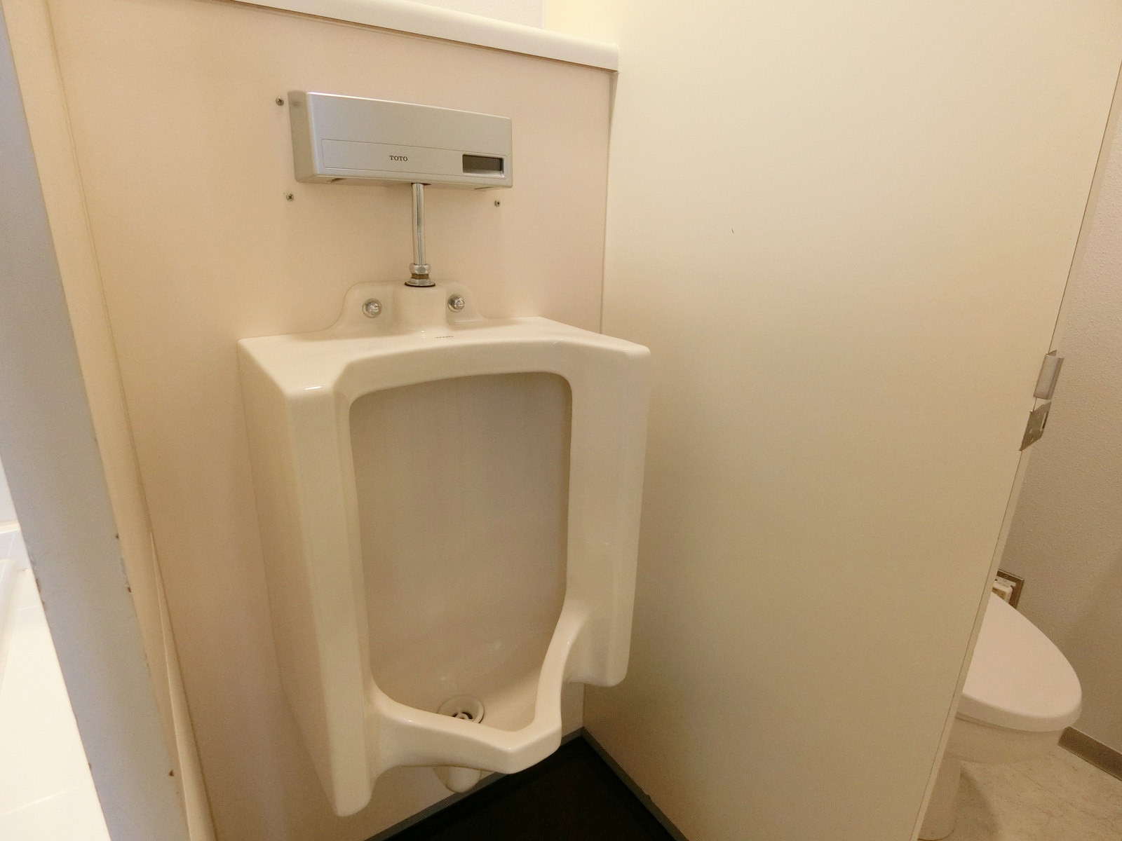 男性用トイレ