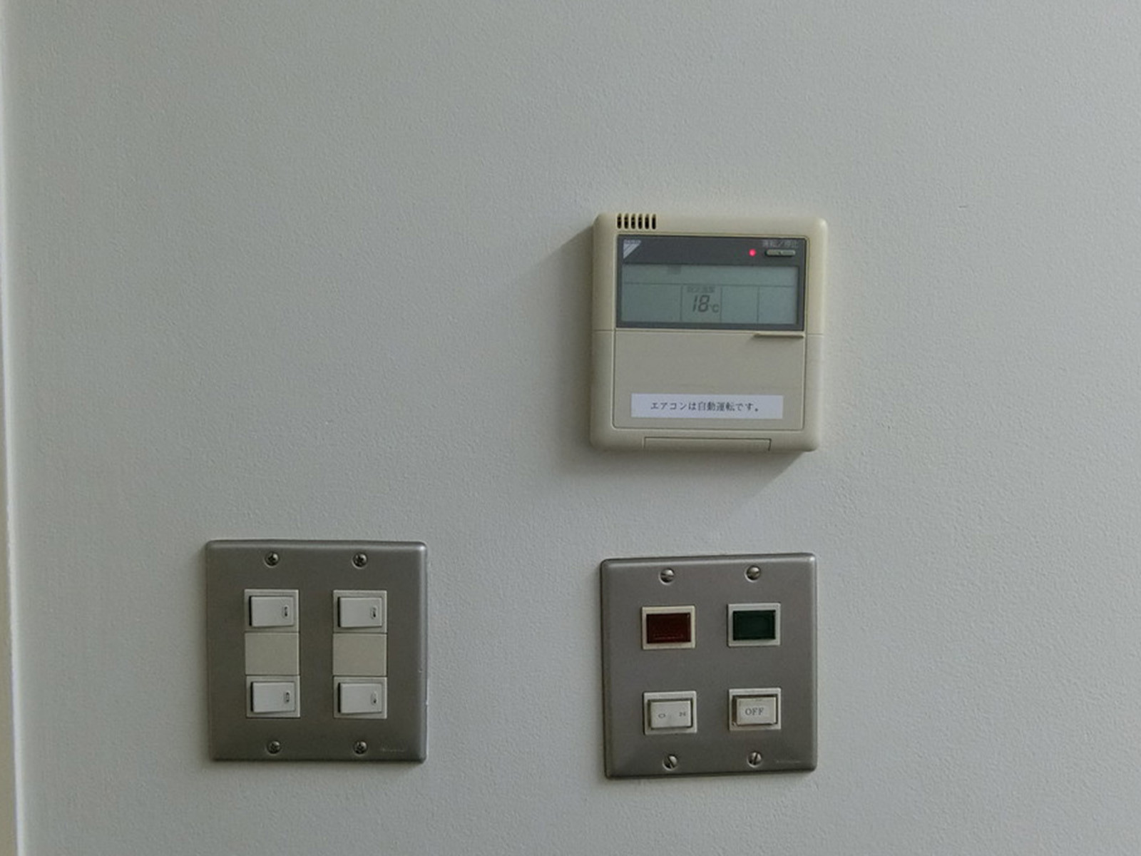 スイッチ類