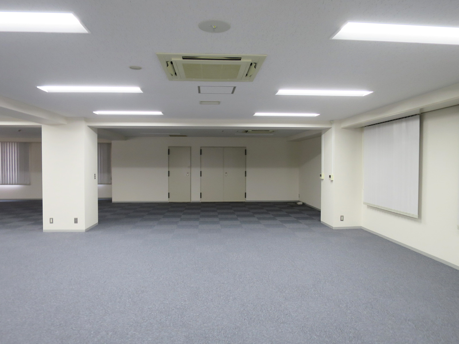別角度の様子