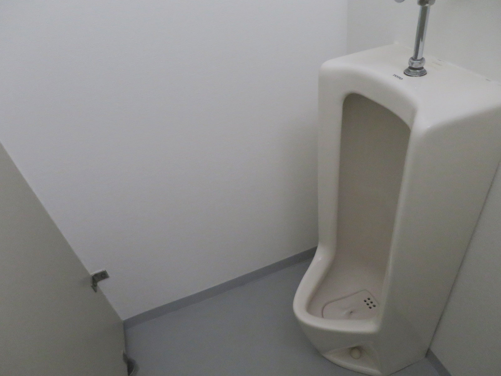 男性用トイレ