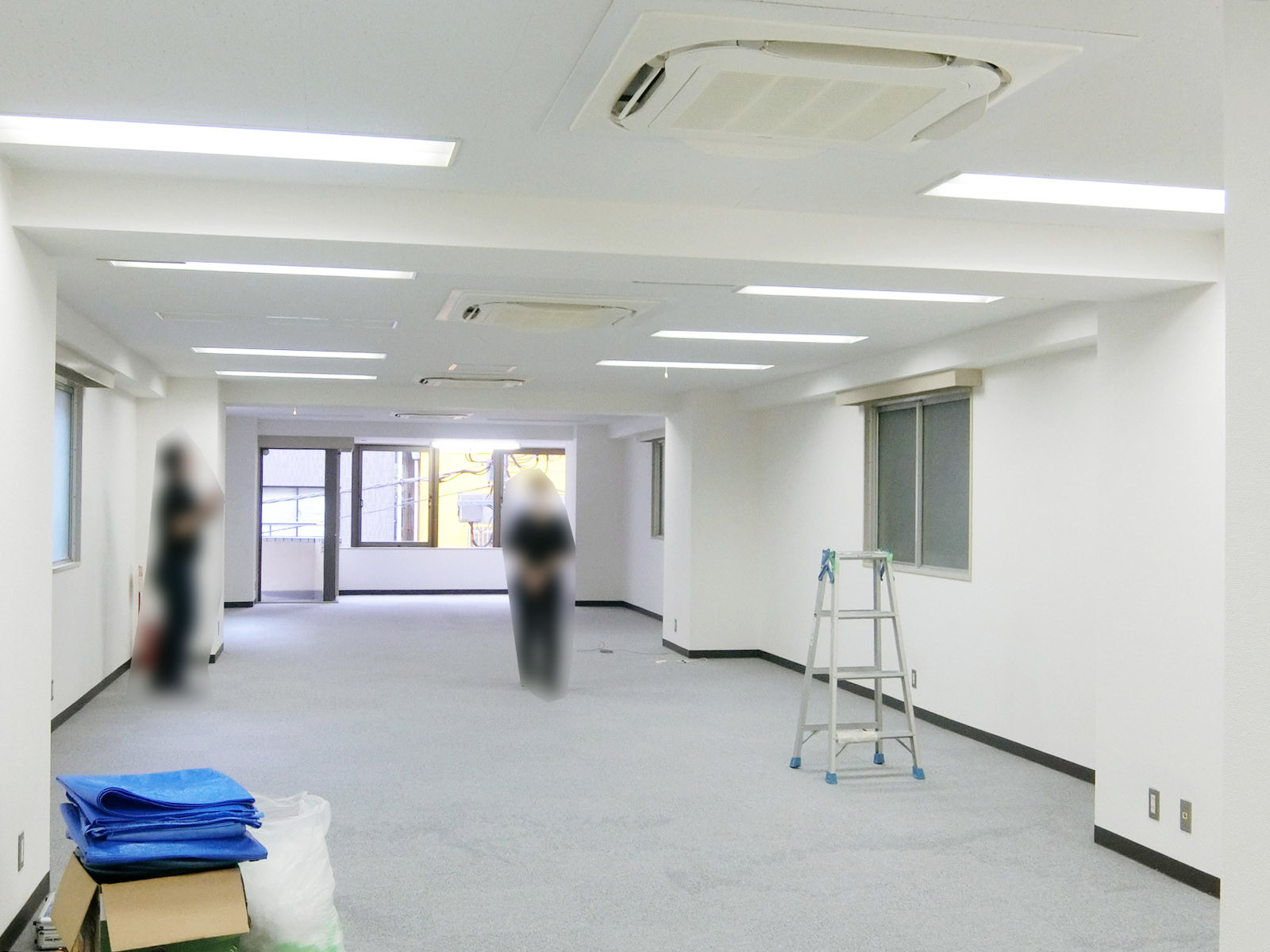 オフィス室内参考画像
