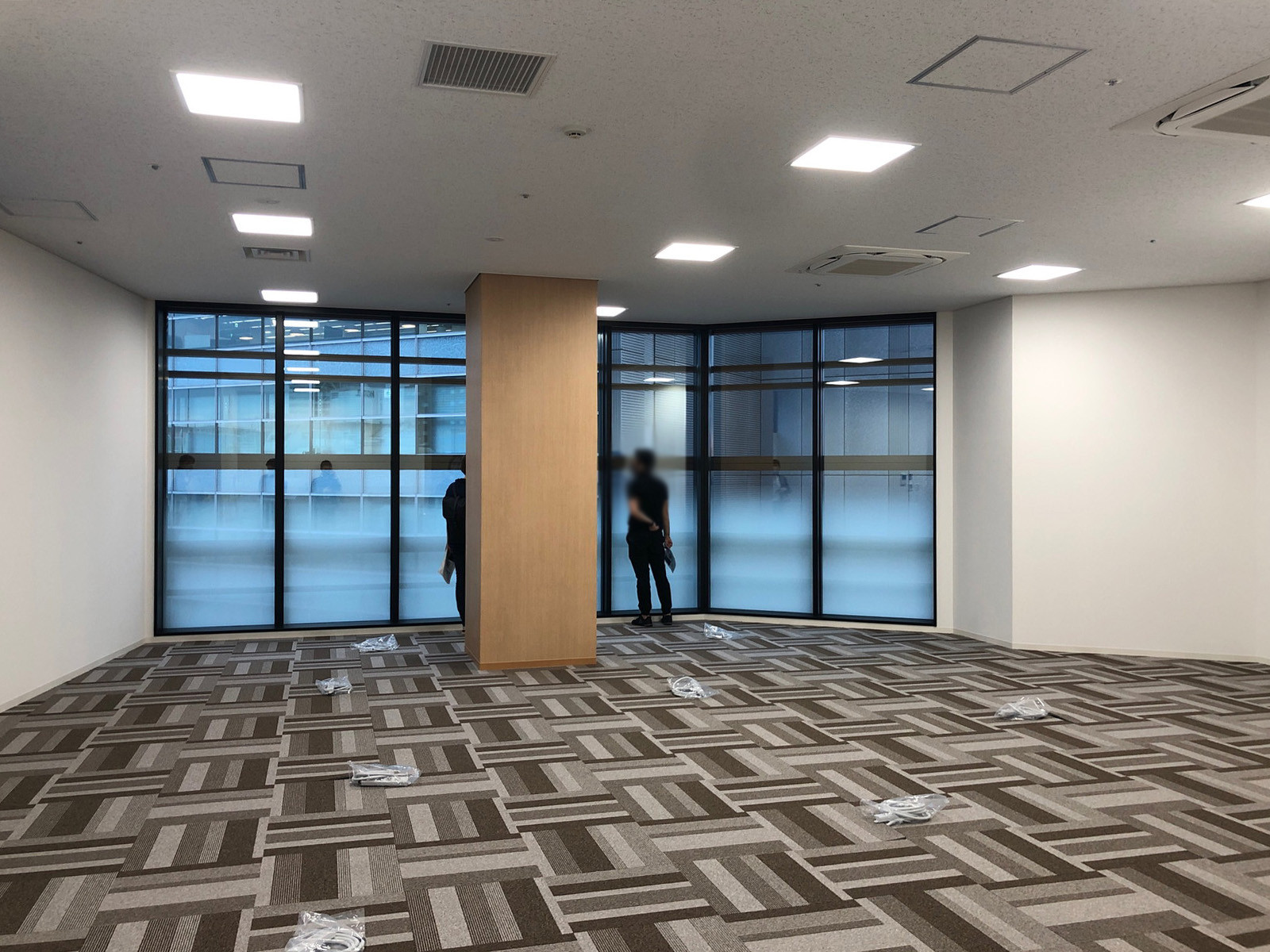 オフィス室内参考画像
