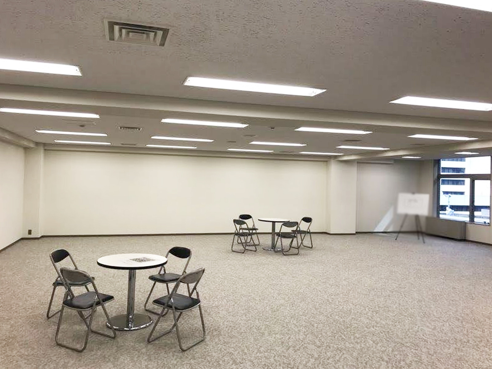 オフィス室内参考画像