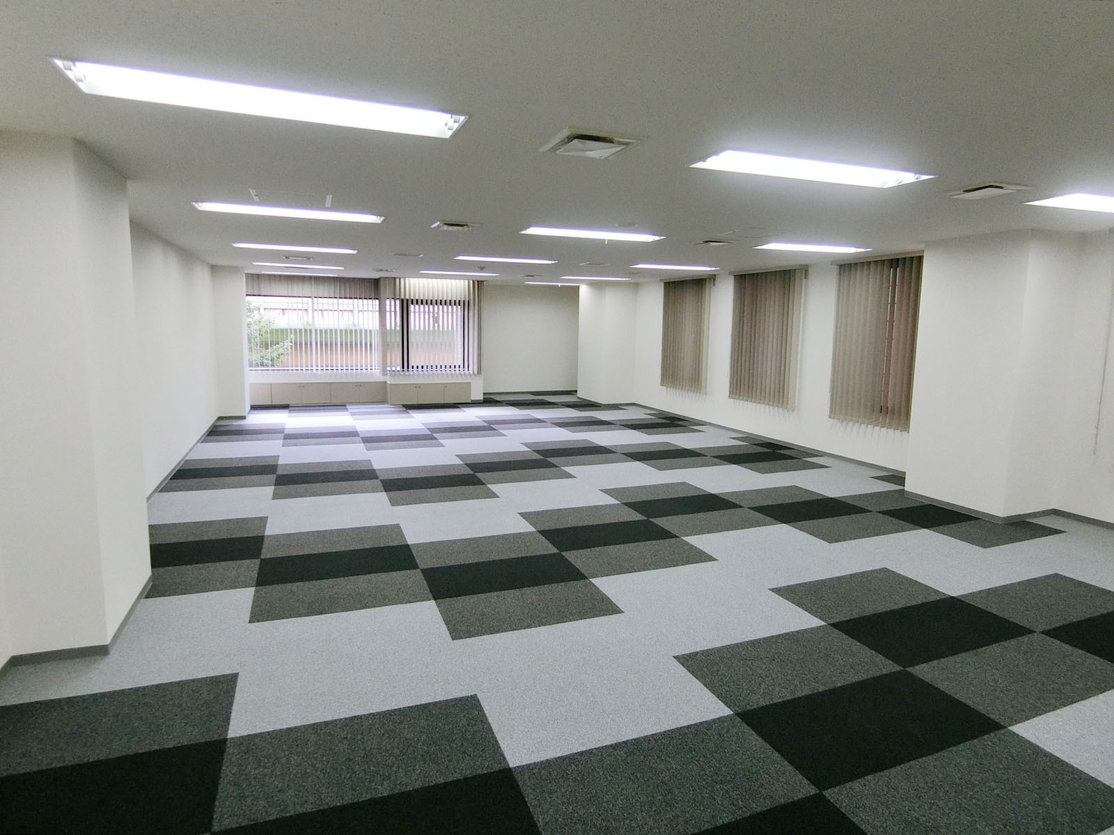 オフィス室内参考画像(3階・約40坪)