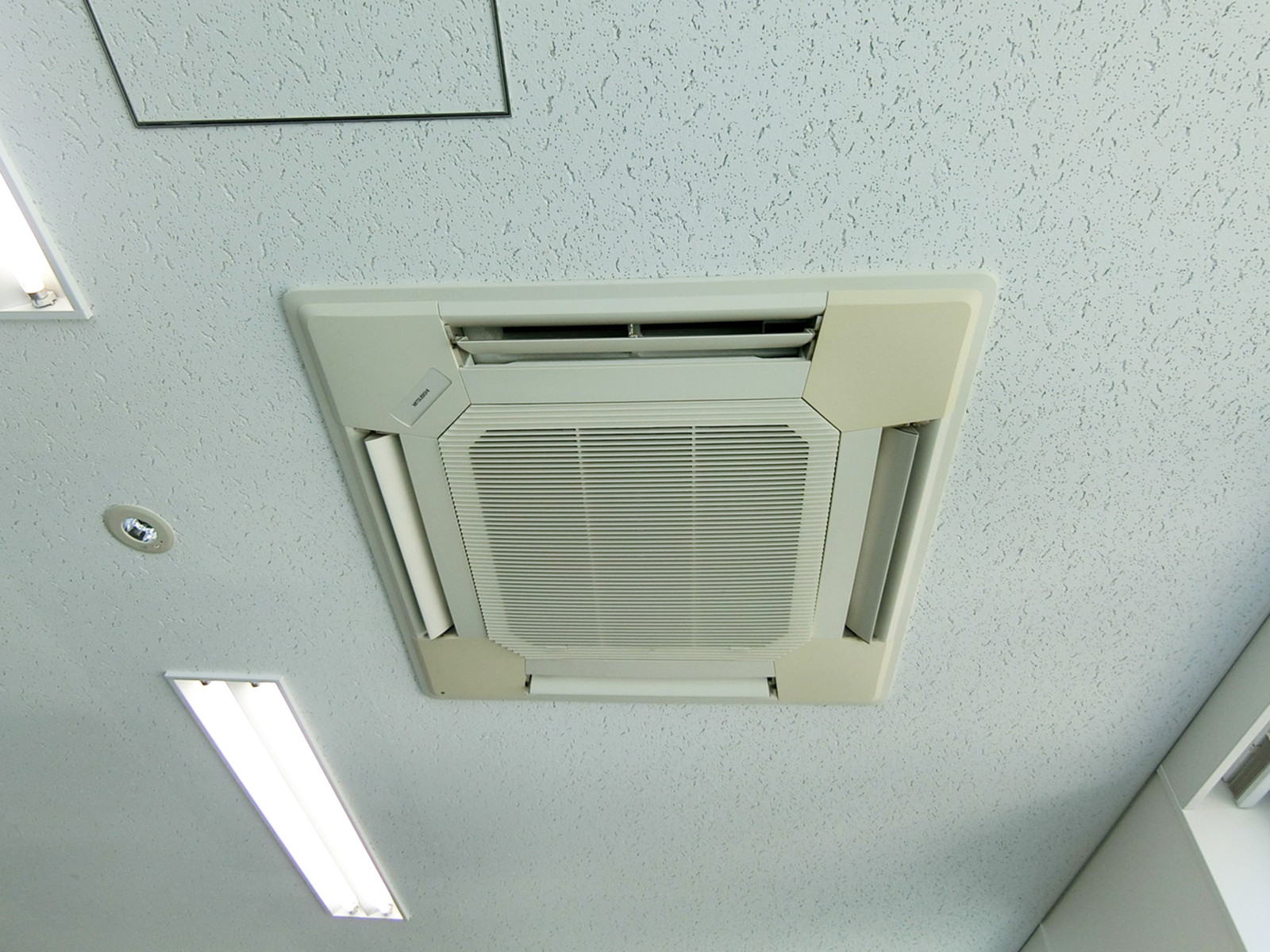 空調