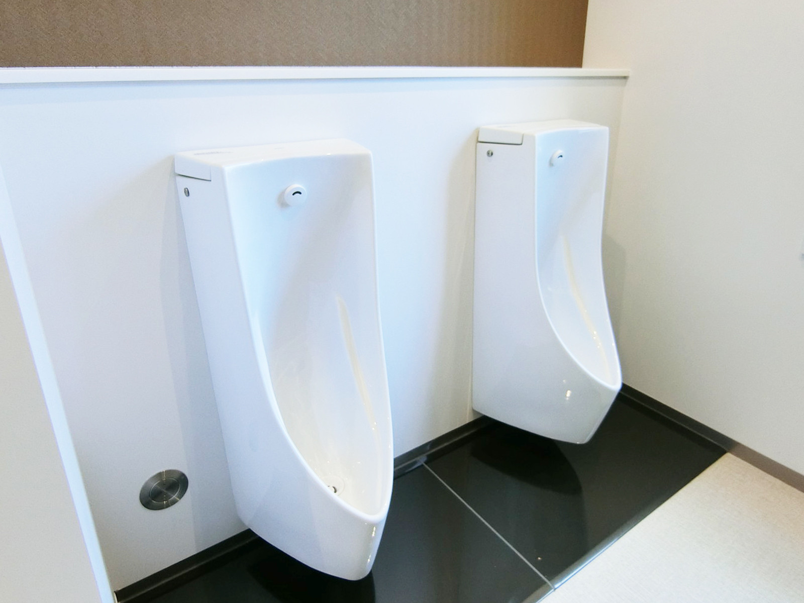 男性用トイレ