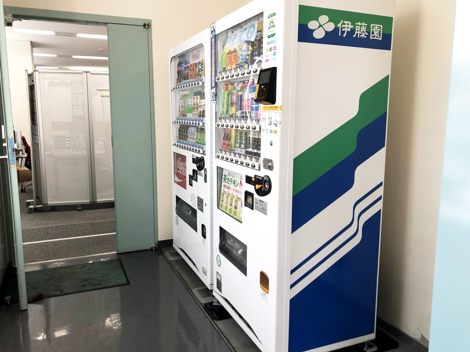 共用部の自動販売機
