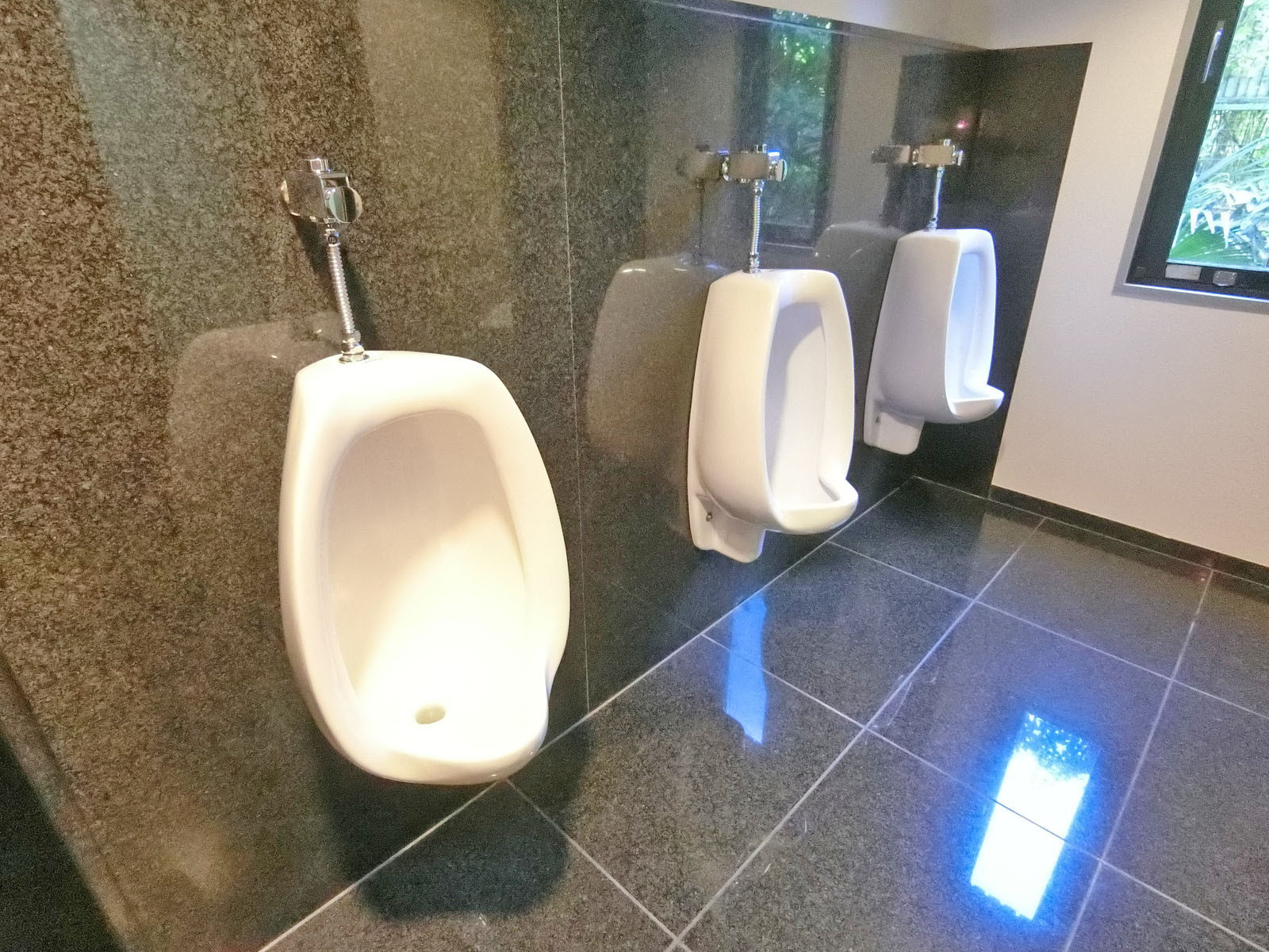 男性用トイレ