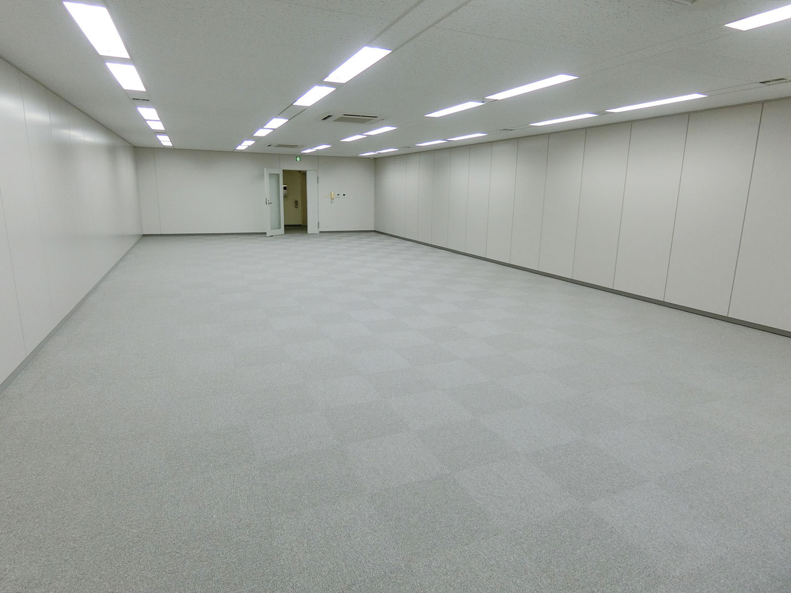 オフィス室内参考画像（8階・約40坪）