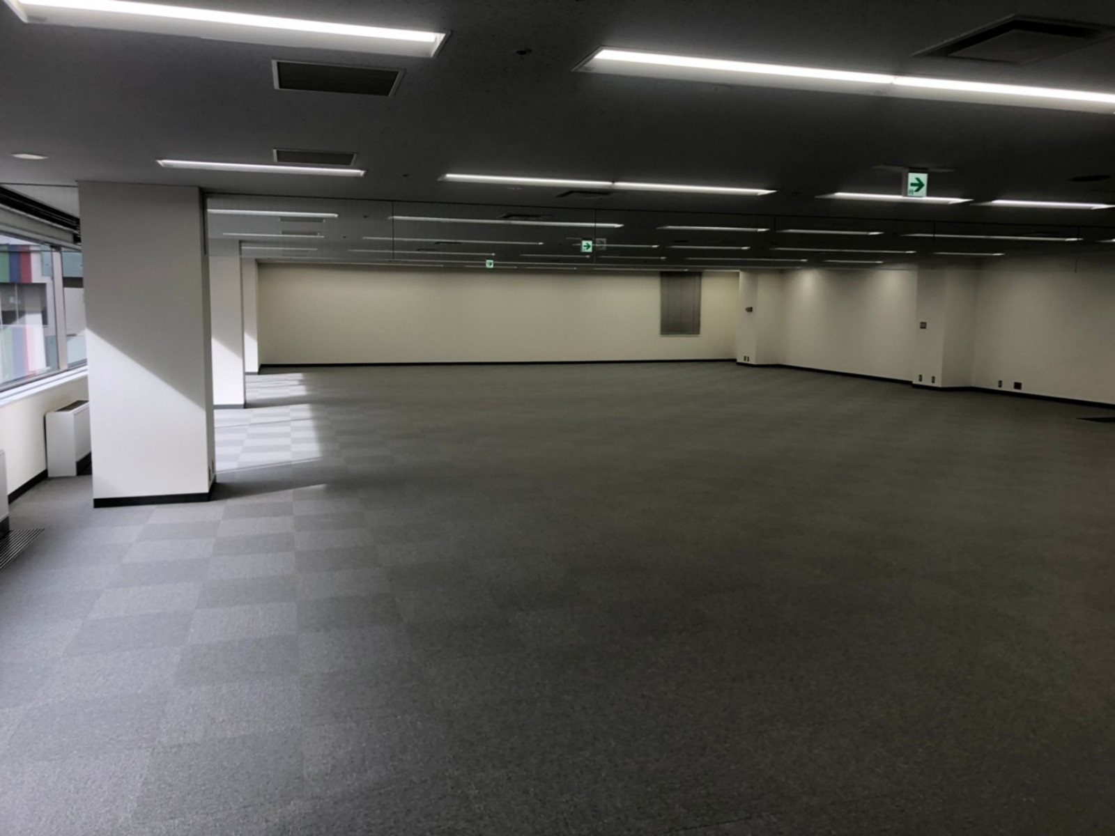 別角度の様子