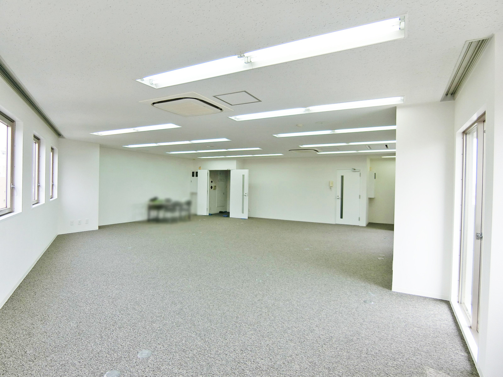 オフィス室内参考画像(9階・約34坪)