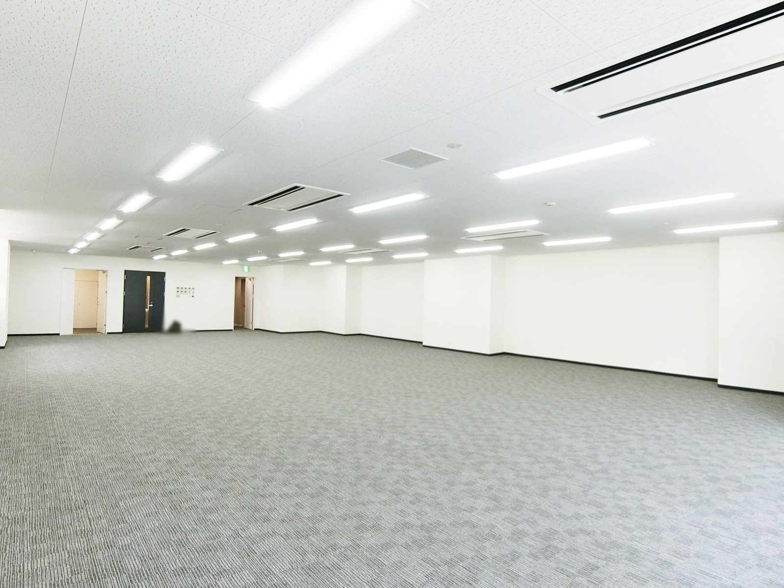 別角度の様子