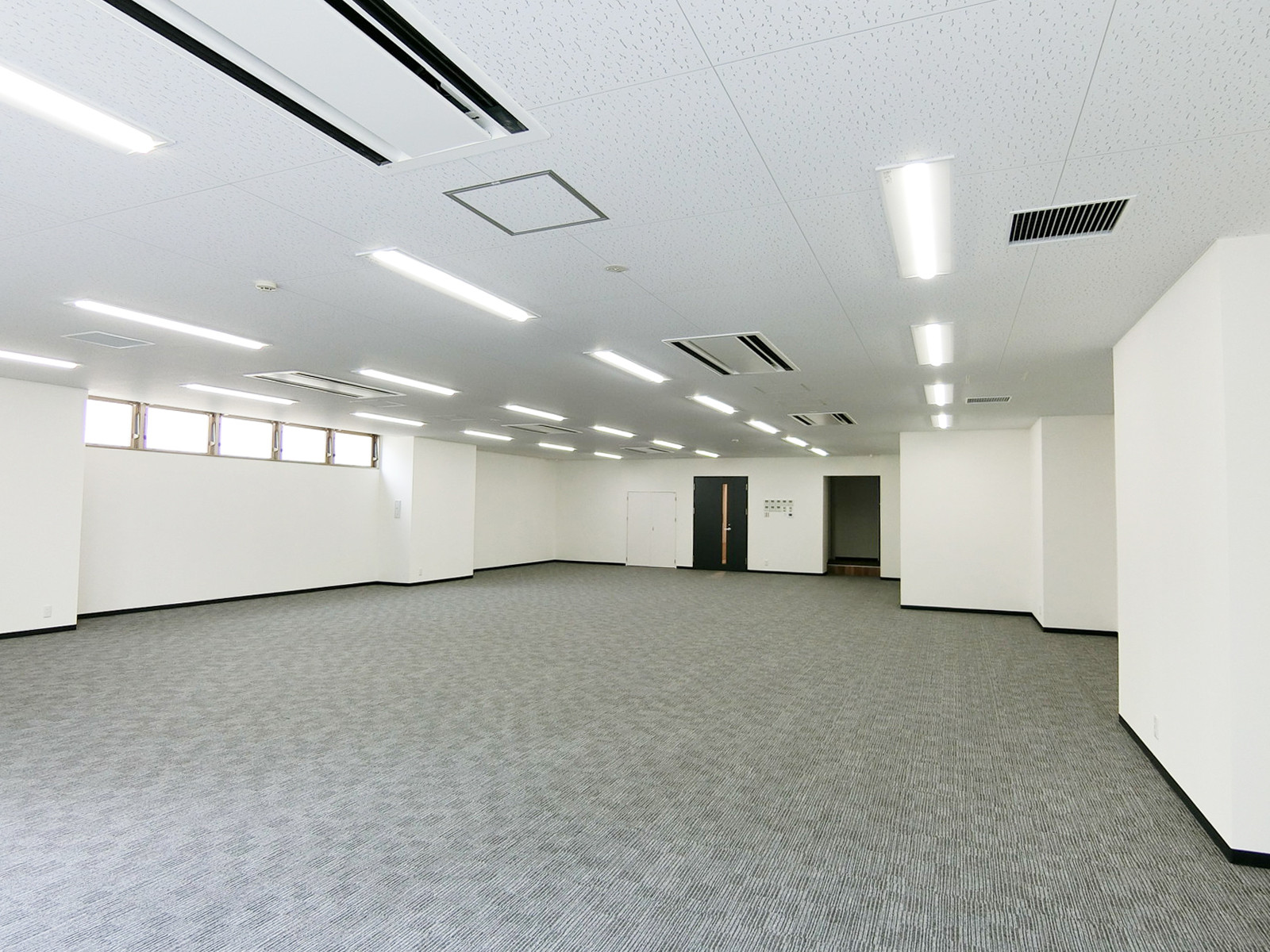 オフィス室内参考画像(7階・約63坪)