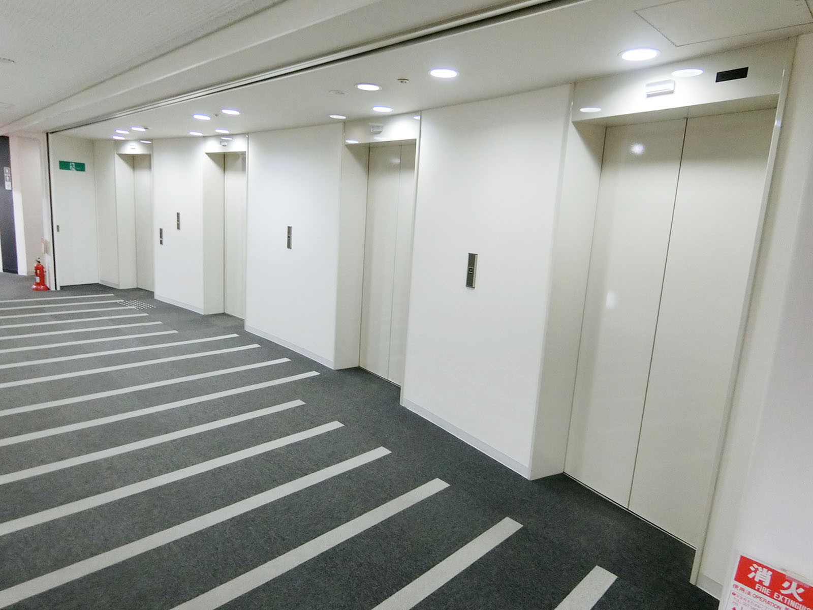 エレベーター