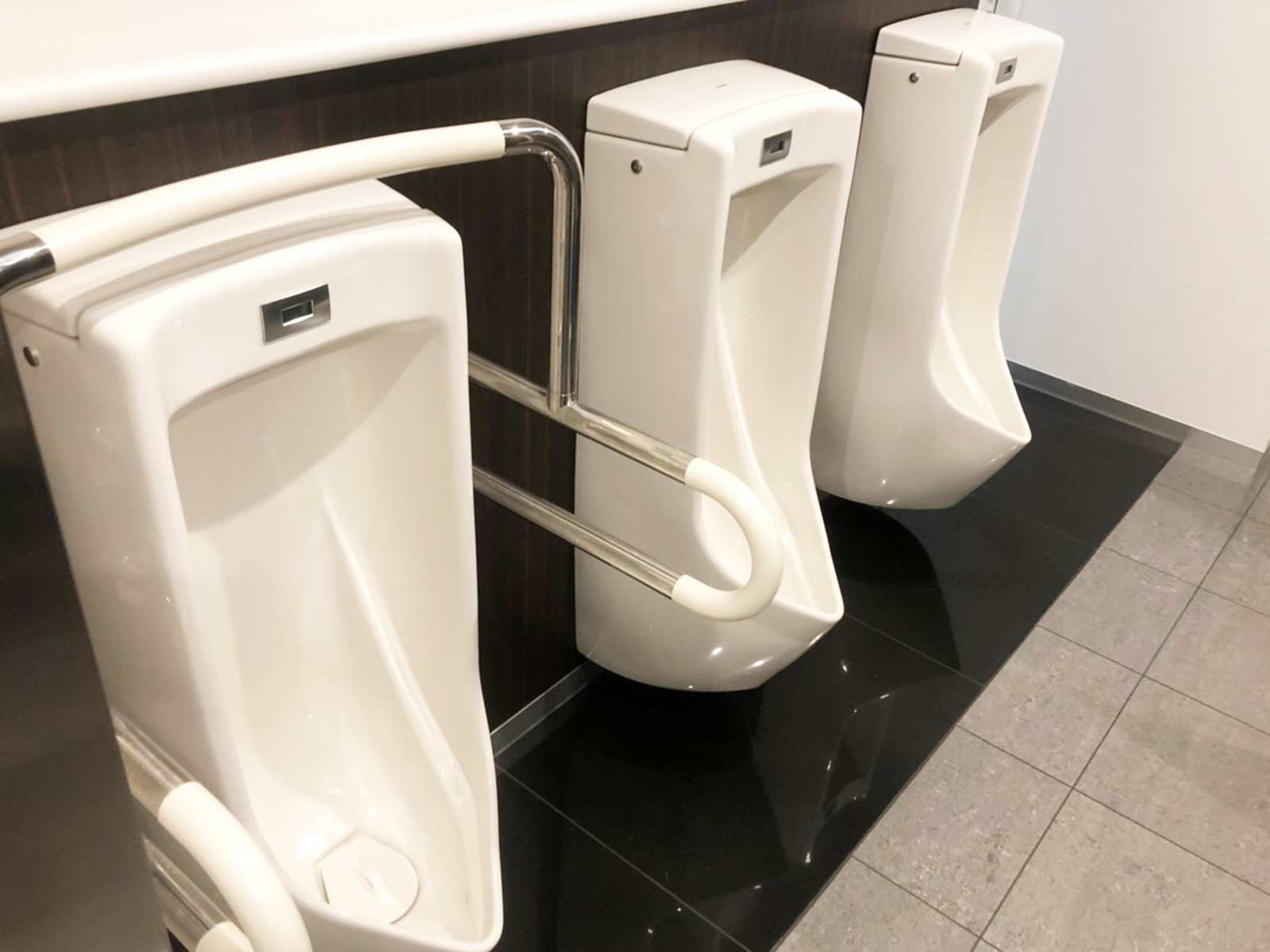 男性用トイレ