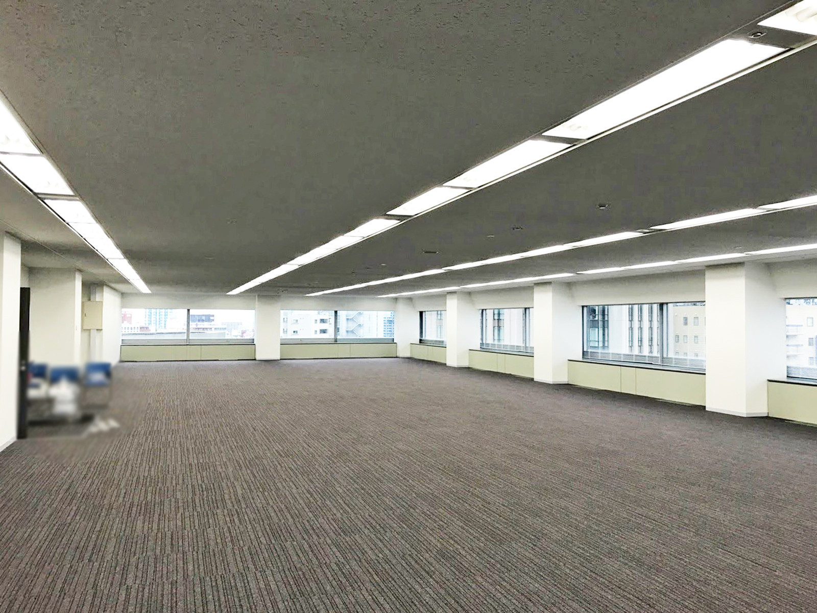オフィス室内参考画像