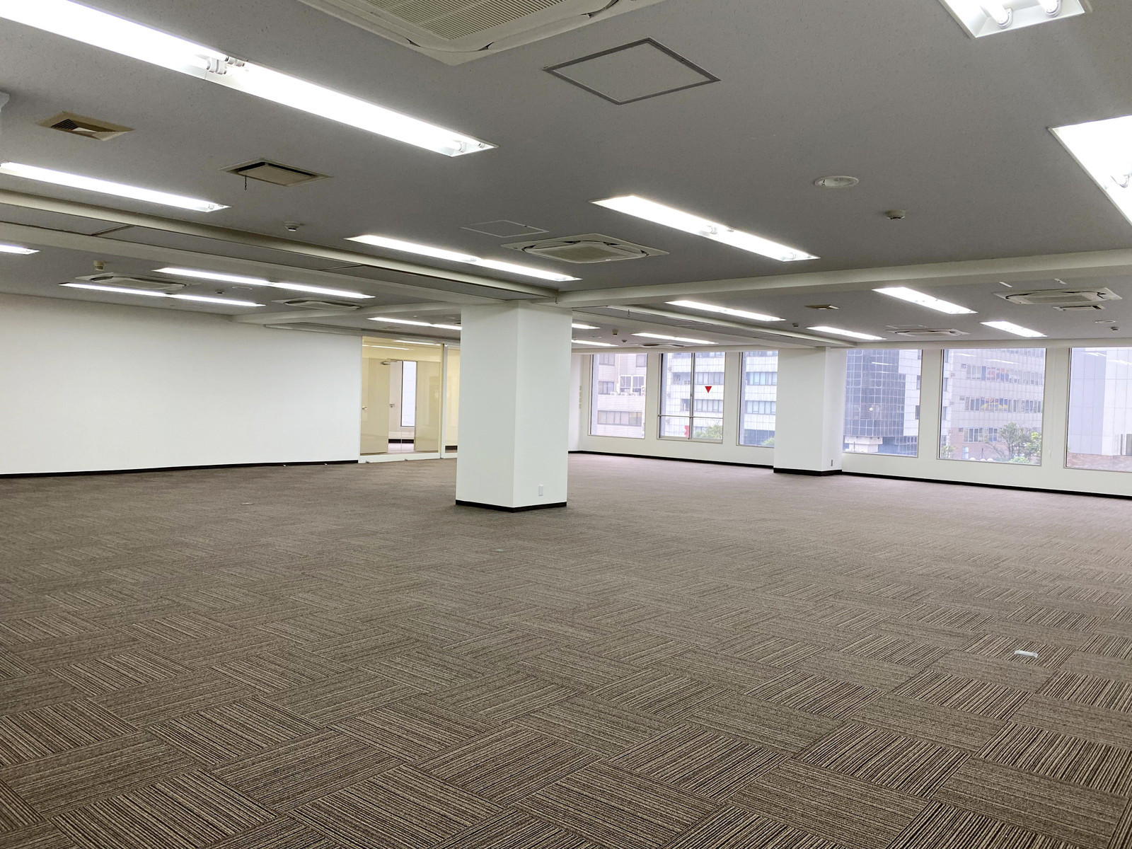 オフィス室内参考画像（3階）