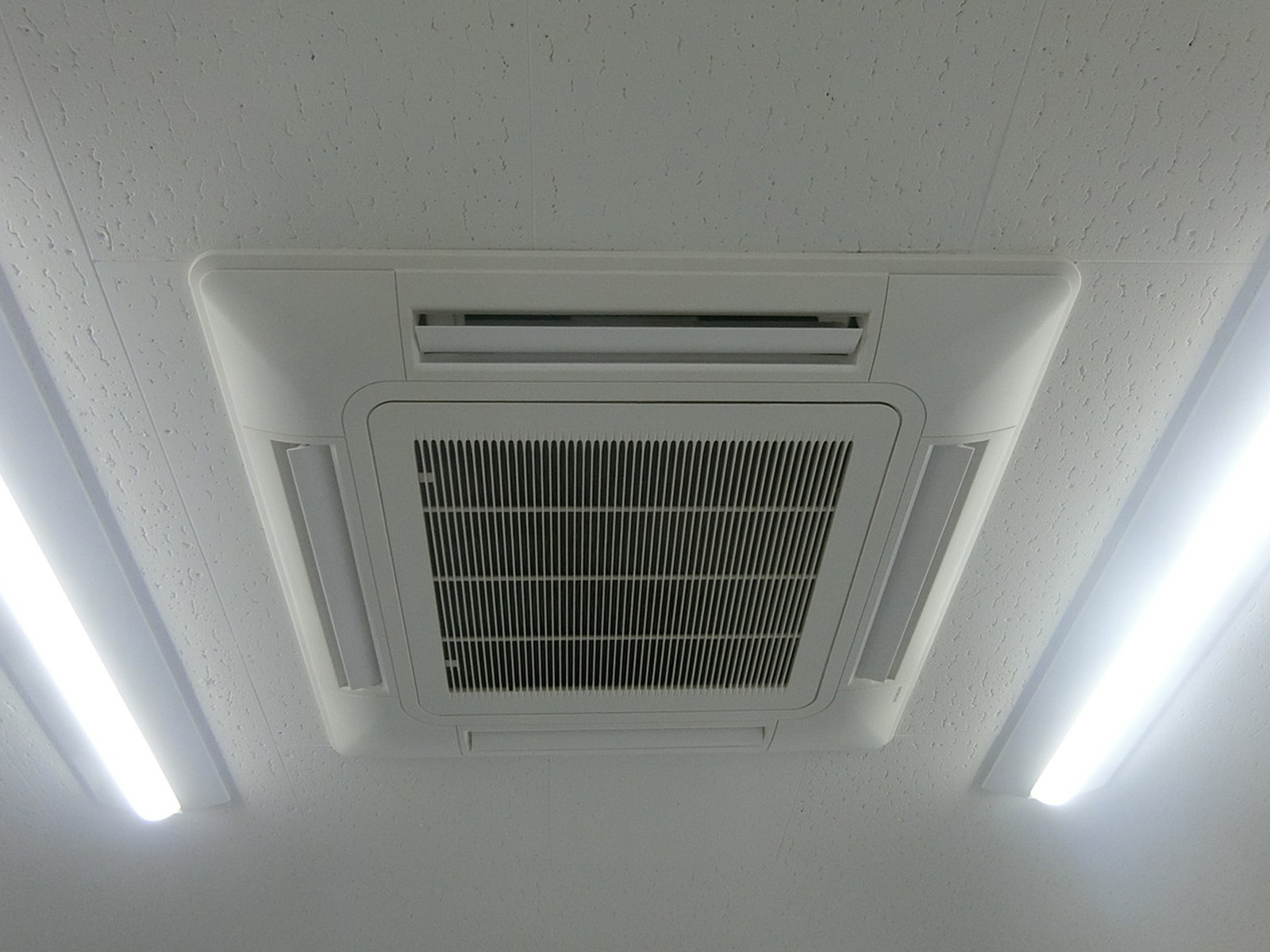 空調